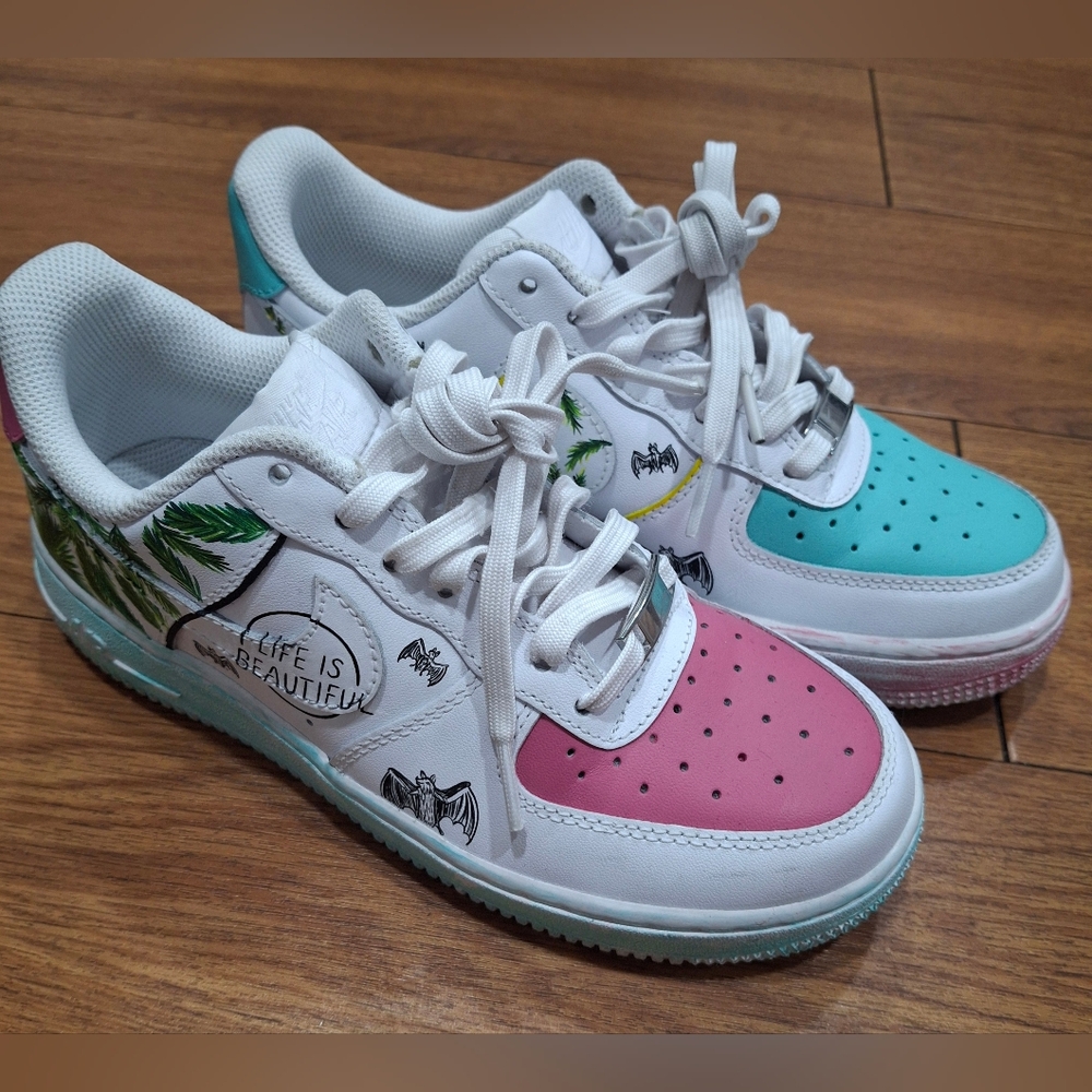 Nike Kids Sneakers in Pink and Blue